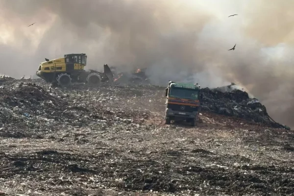 El nuevo incendio del vertedero de Nájera es a causa de la pasividad de la administración regional